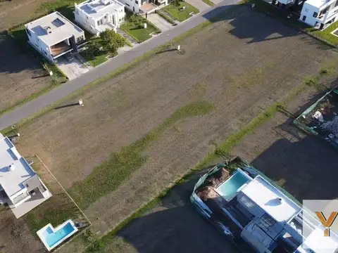 Terreno en Venta 50  mts Fondo
