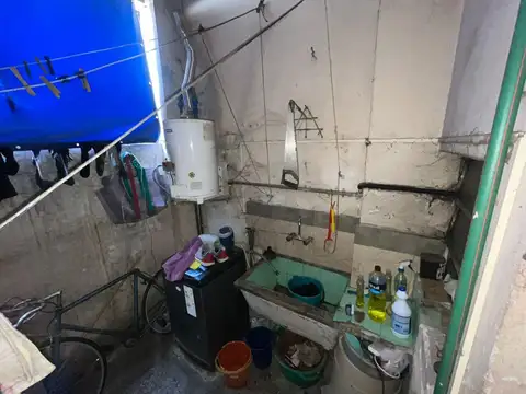 Depto Tipo Casa 2 ambientes con 1 baño