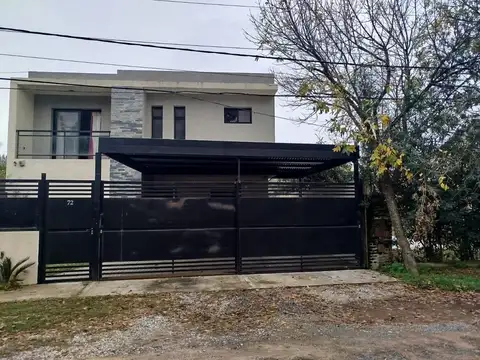 Casa de 3 dormitorios en Funes