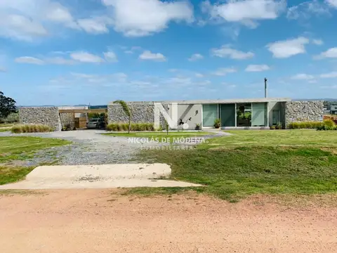 Hermosa casa minimalista en Barrio Privado