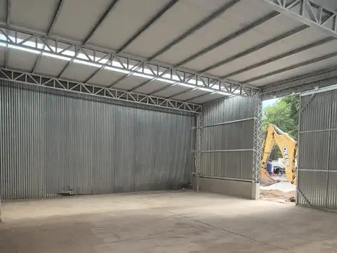 Galpón en alquiler 150m2 sobre Lastra al 3600