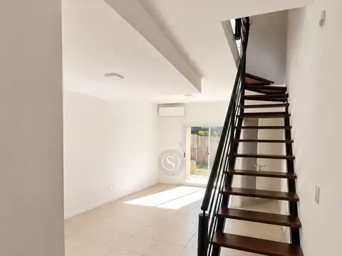 Departamento en Alquiler con 1 cocheras