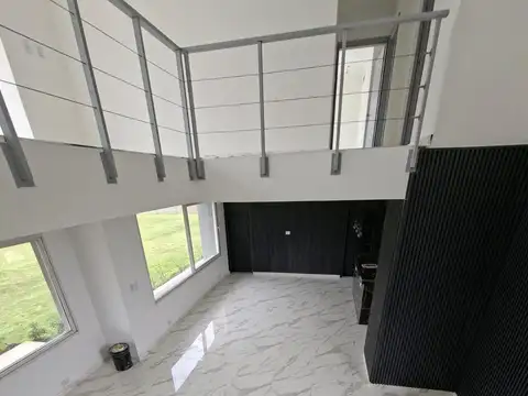 Casa en Alquiler al Norte