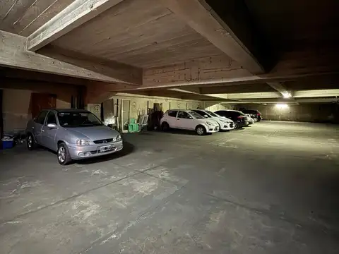 Cochera en Venta con acceso Horizontal