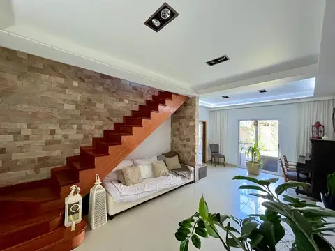 Casa en Venta de 5 dormitorios