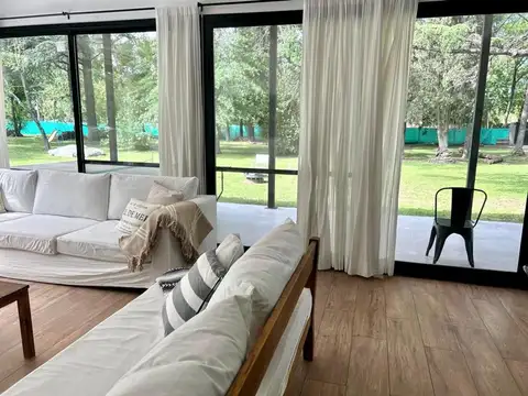 Quinta en Alquiler Temporal con 5 cocheras