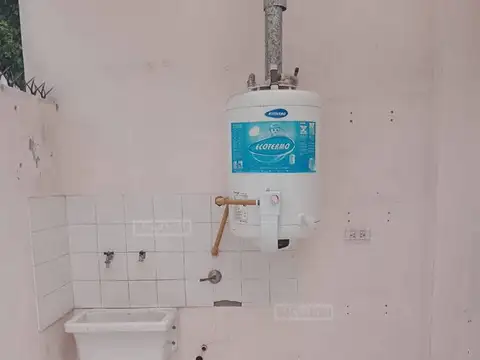Depto Tipo Casa en Alquiler de 1 dormitorio