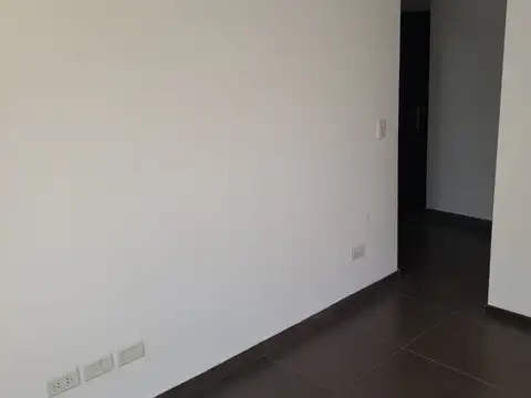 Departamento en Alquiler en Abasto, $ 430.000