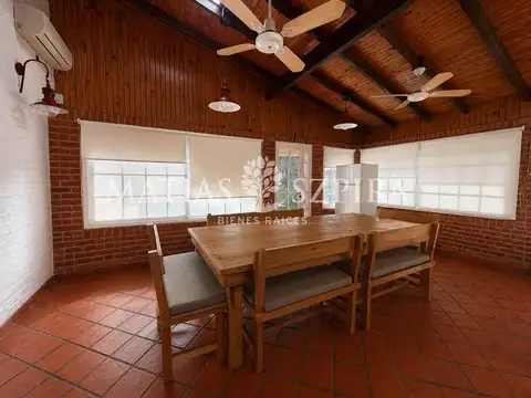 Casa en Venta en Villa Gobernador Udaondo, USD 299.000