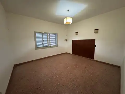 Casa 3 ambientes con 2 baños