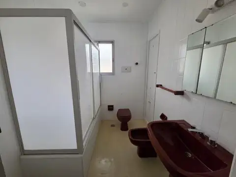 Casa en Alquiler de 3 dormitorios