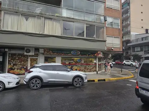 Local en Alquiler 25 años