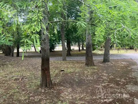 Casa en  venta Solanas 11.203 m2 piscina parrillero tenis football