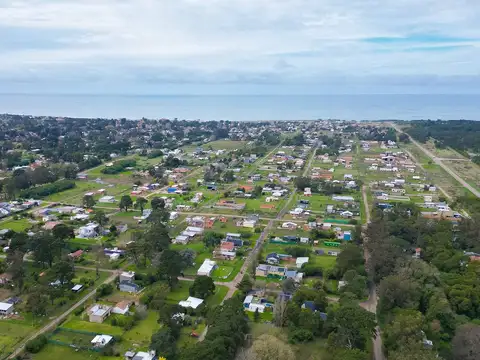 VENTA LOTE DE 405 M² EN LOS ACANTILADOS