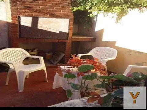 Moreno e/ San Juan y La Rioja