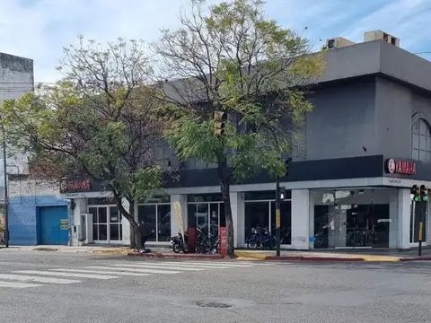 Maipu 410
