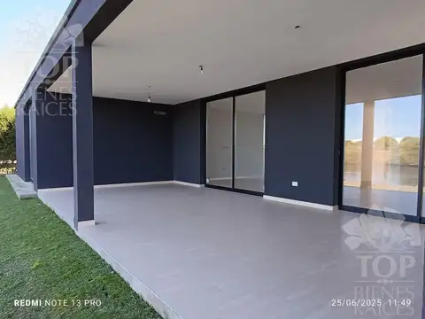 Casa en El Canton golf