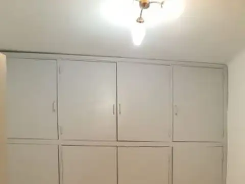 Casa - Venta - Argentina,  Lobos - Sarmiento 100