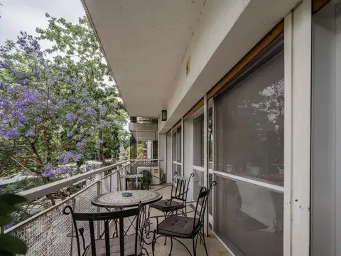 Departamento en venta en Palermo Nuevo. 3 dorm. Balcon terraza. 2 cocheras. Seg. 24hs.