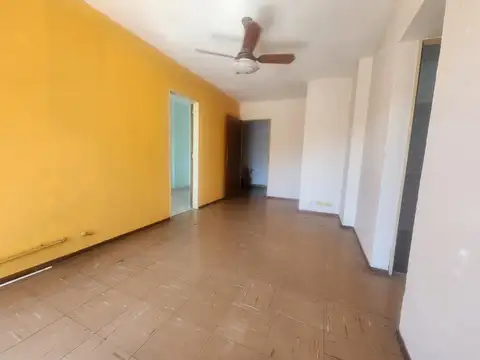 Departamento en Alquiler en Abasto, $ 420.000