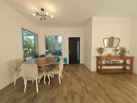 Casa en Venta en San Gabriel, USD 315.000