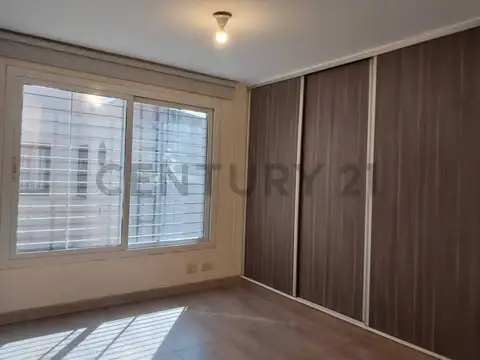 Alvarez Condarco , Piso 0