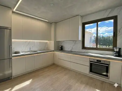 Departamento en Venta con 2 cocheras