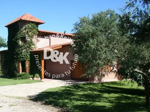 Hermoso terreno de 10.904m2 con 84 mts de costa sobre el Río Chico de Nono.