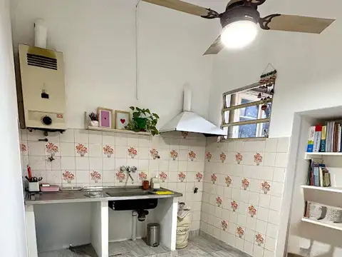 Casa 5 ambientes con 2 baños