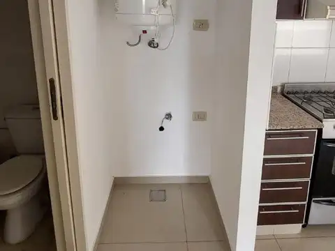 Departamento luminoso y ambientes amplios