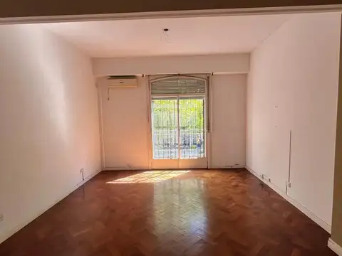 Departamento de 3 Ambientes y Dependencia - Boedo - San Juan y Boedo
