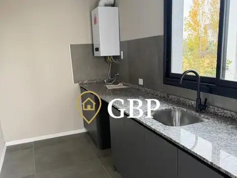 Casa en Venta en La Alameda, USD 370.000