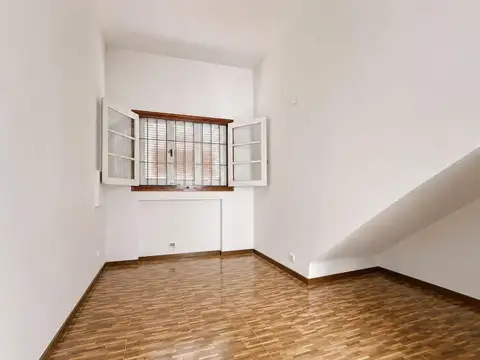 Depto Tipo Casa en Venta en República De La Sexta, USD 74.500
