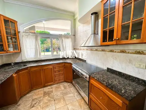 Casa en Alquiler de 3 dormitorios