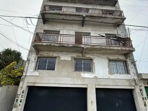 Departamento de 2 ambientes en Bernal
