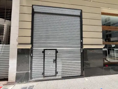 EDIFICIO ÚNICO EN ESQUINA P/ OFICINA O DESARROLLO