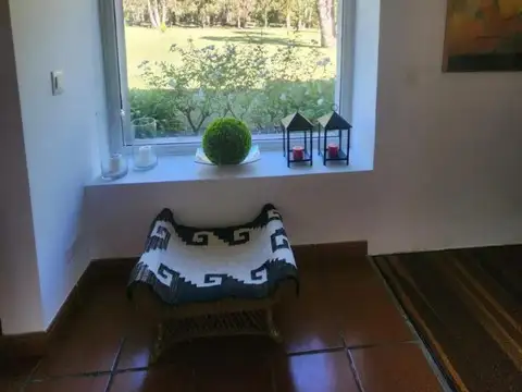 Excelente Casa en Venta en Barrio Quebradas,Baradero.