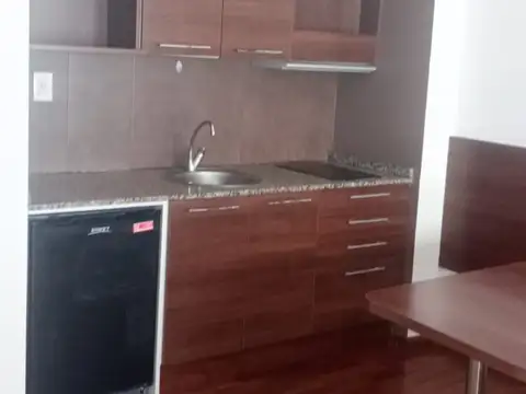 Paraguay 100, Piso 01