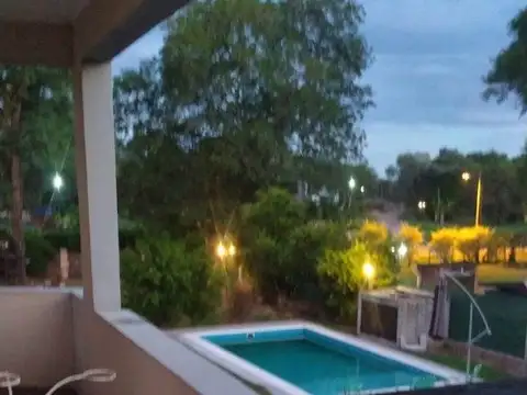 Casa parque 3 dormitorios, La Maria, Colonia Benitez