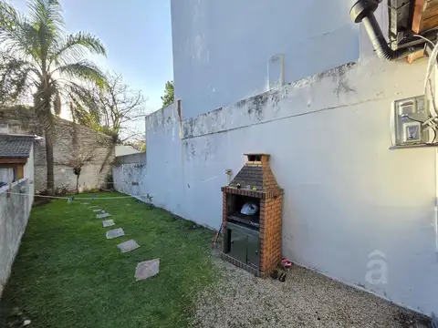 Depto Tipo Casa en Venta de 4 ambientes