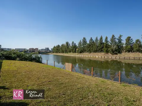 Casa en Virazon A ESTRENAR, AL AGUA ( PERIMETRO)
