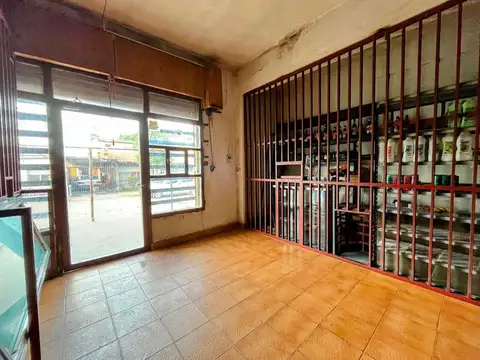 Local en Alquiler en Pablo Nogues, $ 700.000