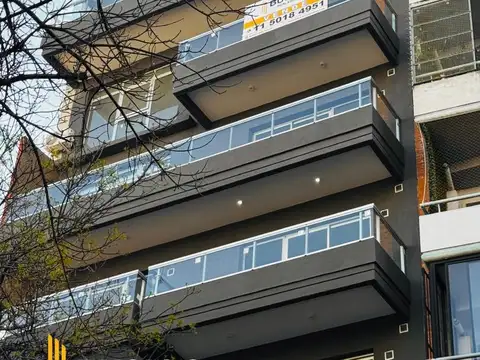 Coronel Ramón Lorenzo Falcón 1600