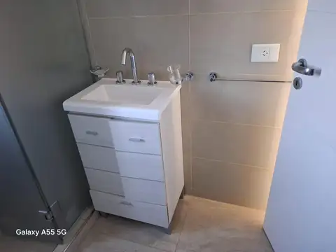 Departamento en Alquiler con 1 cocheras