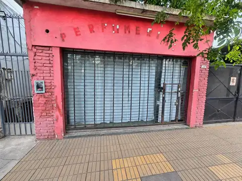 Local comercial al frente