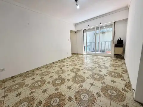 Bartolomé Mitre 2400, Piso 1
