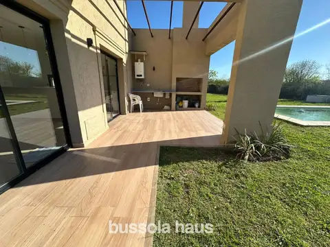 Casa a la venta Araucarias Puertos Escobar
