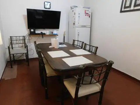 Av. Juan Manuel de Rosas 4400