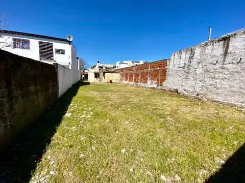 Terreno en Venta 8,21  mts Fondo