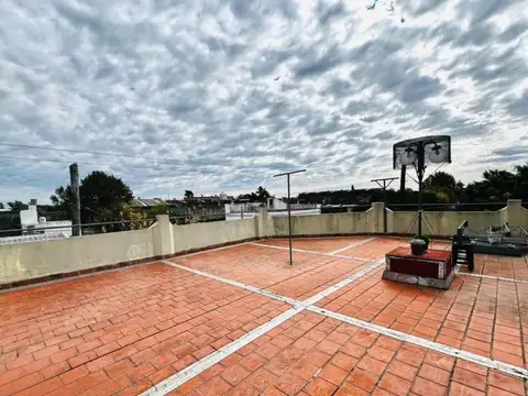 Casa 3 ambientes con 2 baños